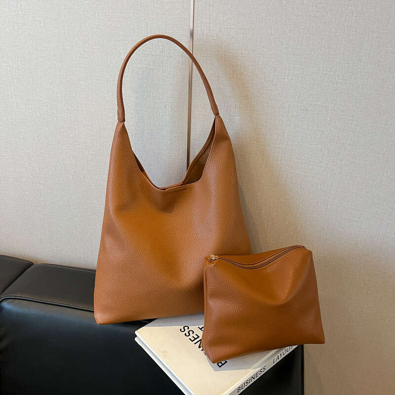 Tote for Women 2025 Winter New Fashionable High-End Single Shoulder Bag Large Capacity Bags Designer Commuter Handbag