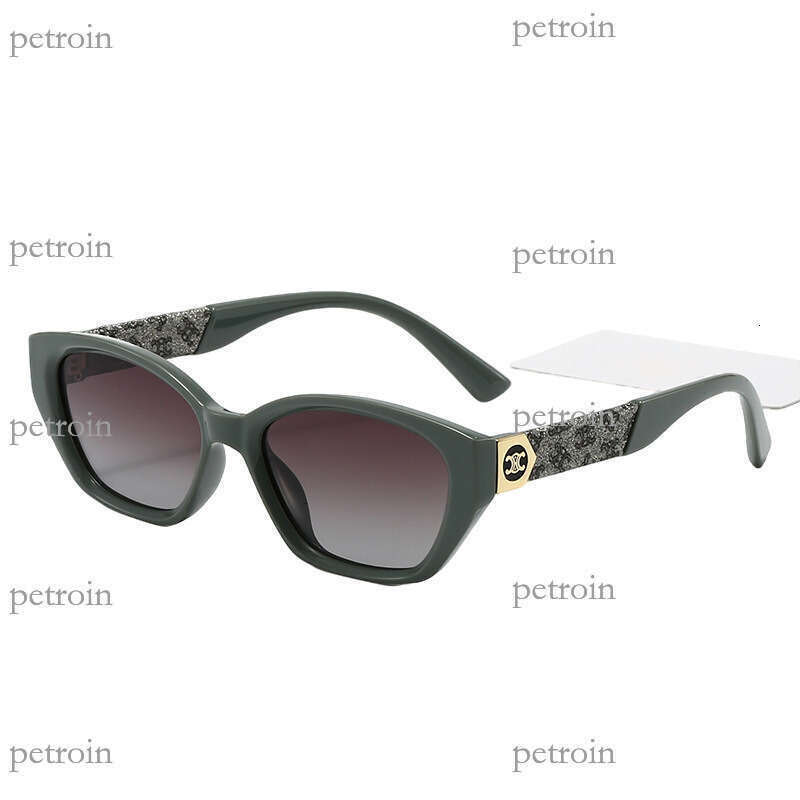 2025 New High-end Women's Small Frame Personality Fashion Glasses Internet Celebrity Polarized Sunglasses