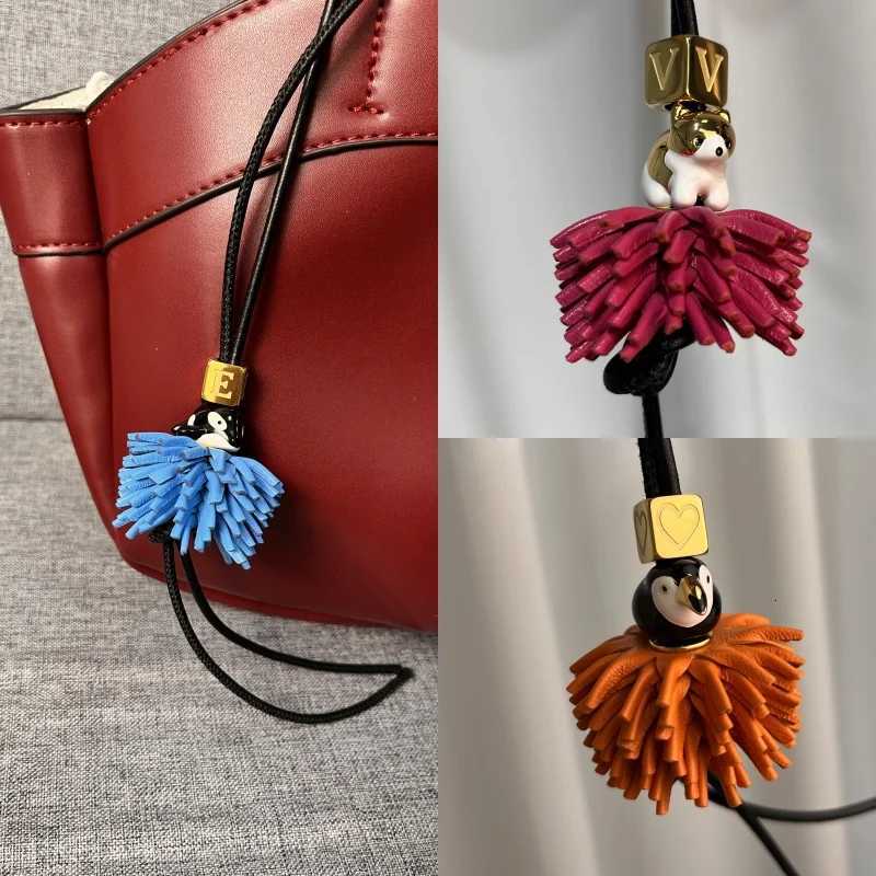 Popular French Flower Bag Pendant DIY Cute Quality Leather Flower Keychain Necklace Pendant Ornament Jewelry Bag Pendant Gift Y250815