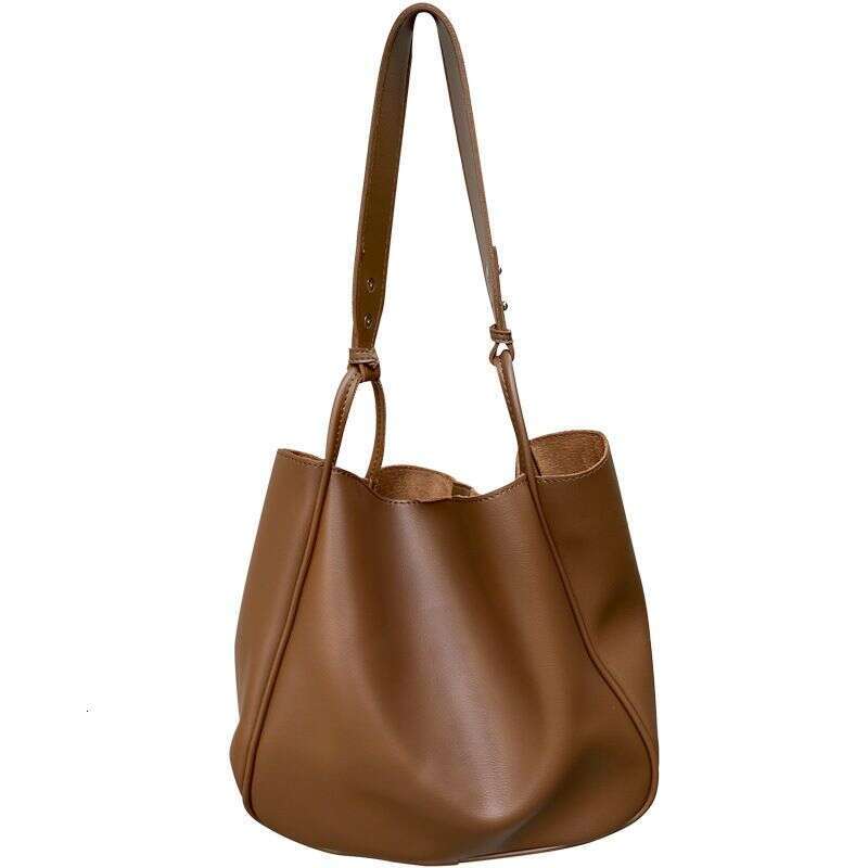 Tote Women's 2024 New Trendy Instagram Versatile Fashionable Large Capacity niche One Shoulder Underarm Bag OLOEY