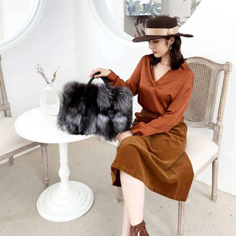 Designer bag 52 Real Fox Woman Crossbody Ladies Furry Casual Fur Handbag Shoulder Bags Clutch Fuzzy Evening Party Bag