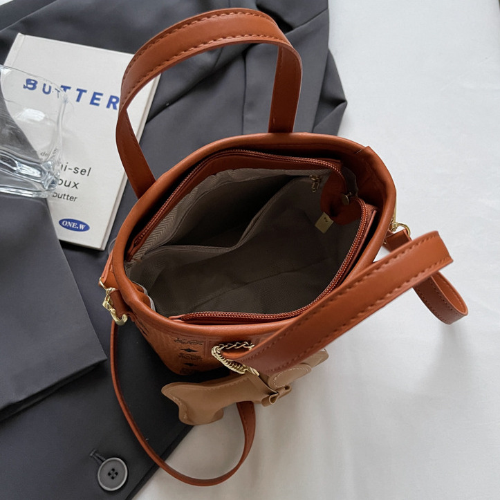 Free Shipping Designer New Women's Vintage Handbag Fashionable High-end Luxury Single Shoulder Commuting Crossbody Bag Casual Shopping Bag