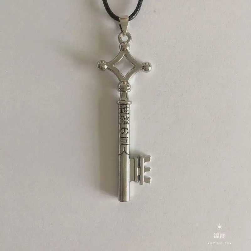 Anime Attack on Titan Necklace Eren Key Shingeki No Kyojin Pendant Vintage Retro Necklace Cosplay Party Jewelry XJ250816