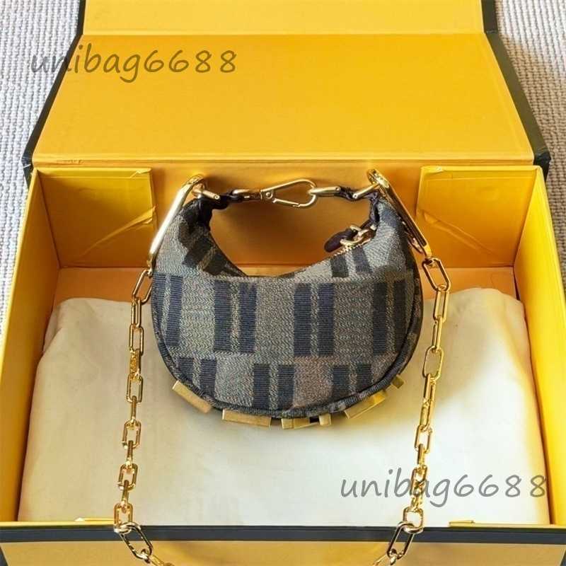 Designer Graphy Bag Luxury Cleo Shoulder Half Moon Bag Womens Leather Tote Handbags Mini Underarm Bag Mens Travel CrossBody Clutch Fashion Crescent Bags