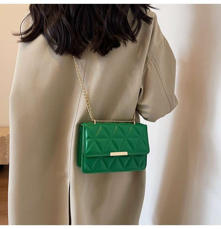 Solid Color Simple Bags Elegant Quilted Embroidery Versatile Korean Style for Women 2025 Designer Autumn New Chain Small Square Bag Trendy