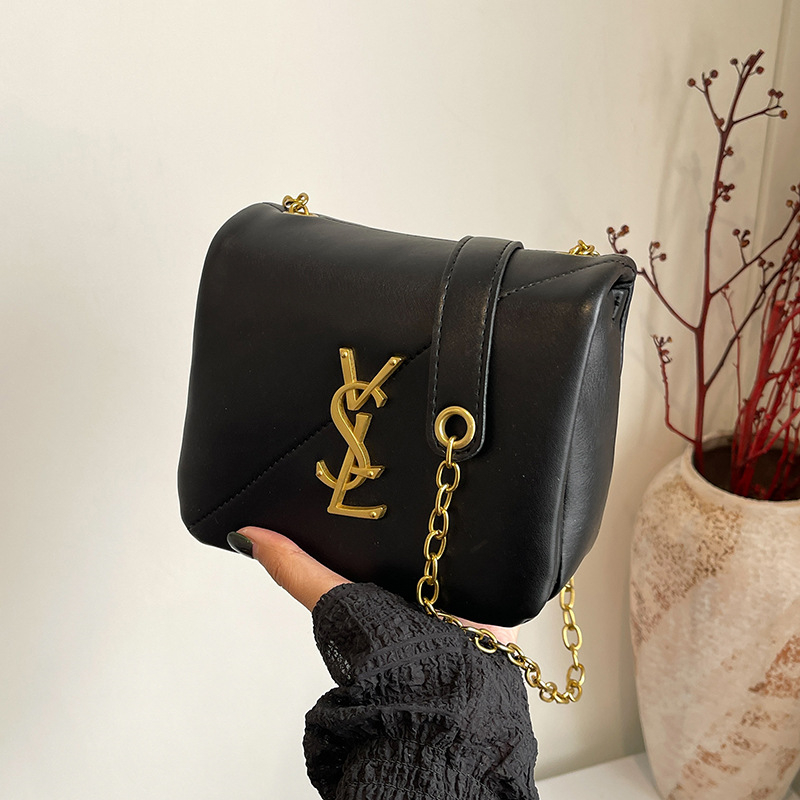 Designer bag free shipping hot Light luxury outdoor casual flap bag simple versatile classic fashion handbag for woman red black