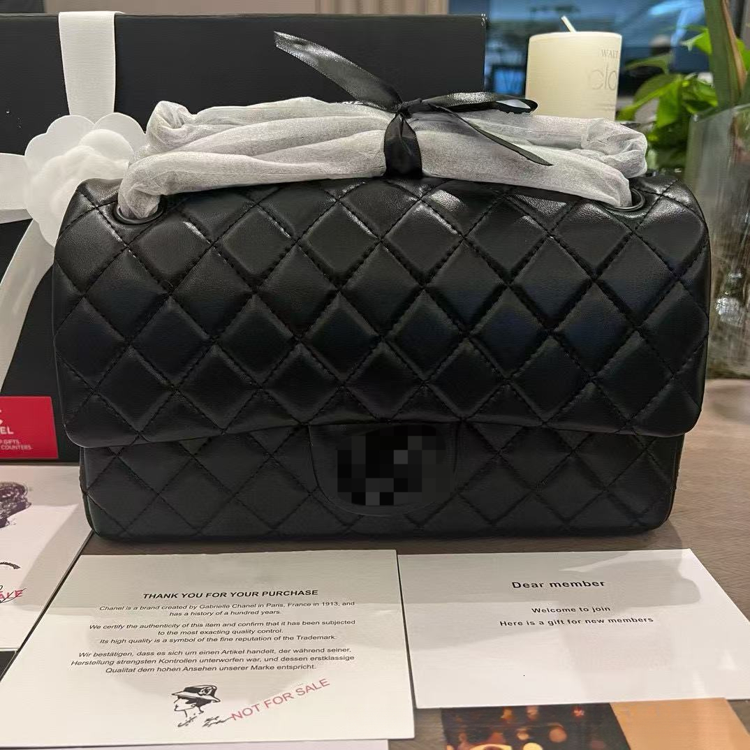 Membership VIP Luxury bag Gift All Chain CF High End Feel Black Inner Label Not designer bag For Sale Crossbody