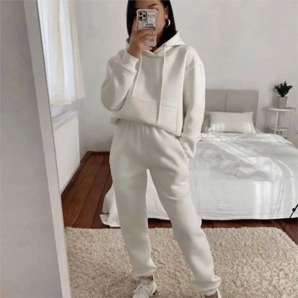 Womens Pocket Long-sleeve Hooded Sweatshirt Casual Set Autumn Winter New Solid Color Loose Sport Long Pants 2 Piece Set Fe XJ250816