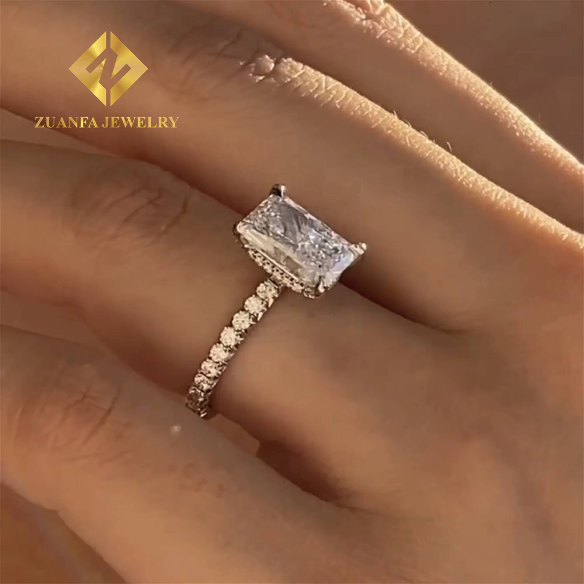 Custom Made 10k Solid Gold Luxury Gorgeous Bridal Wedding Jewelry 3Ct Crushed Radiant Lab Grown Diamond Engagement Wedding Ring