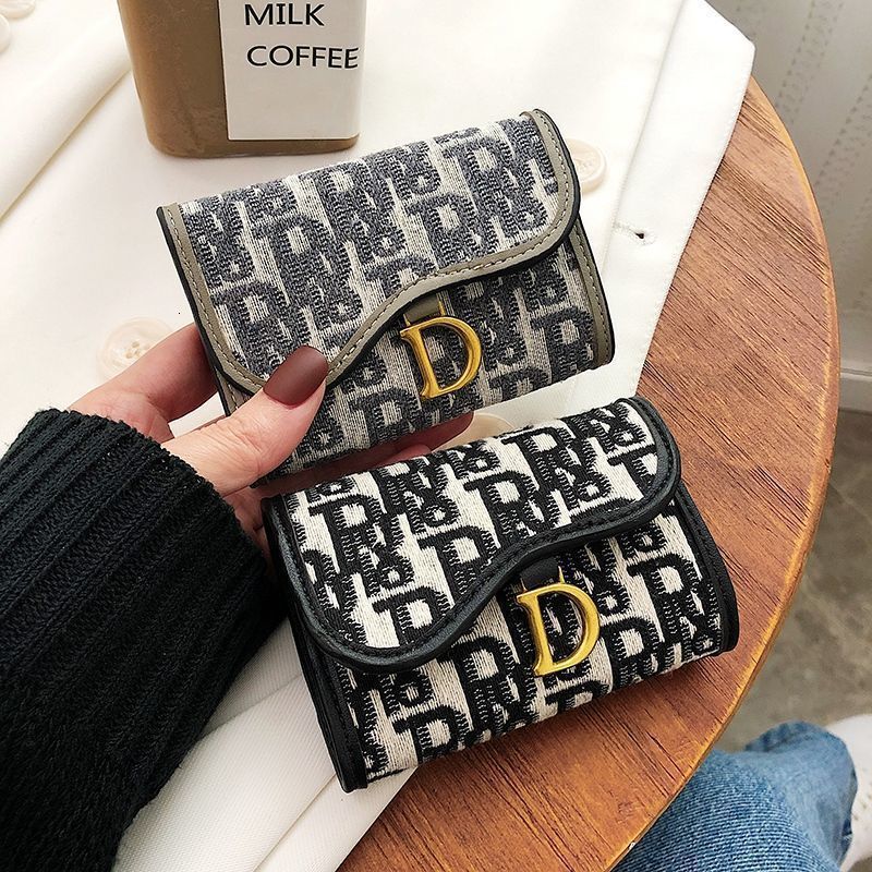 Designer Anti-theft Magnetic Card Holder For Women, Large Capacity Short Wallet For Women, Accordion With Multiple Card Slots, Ultra-thin Business Car