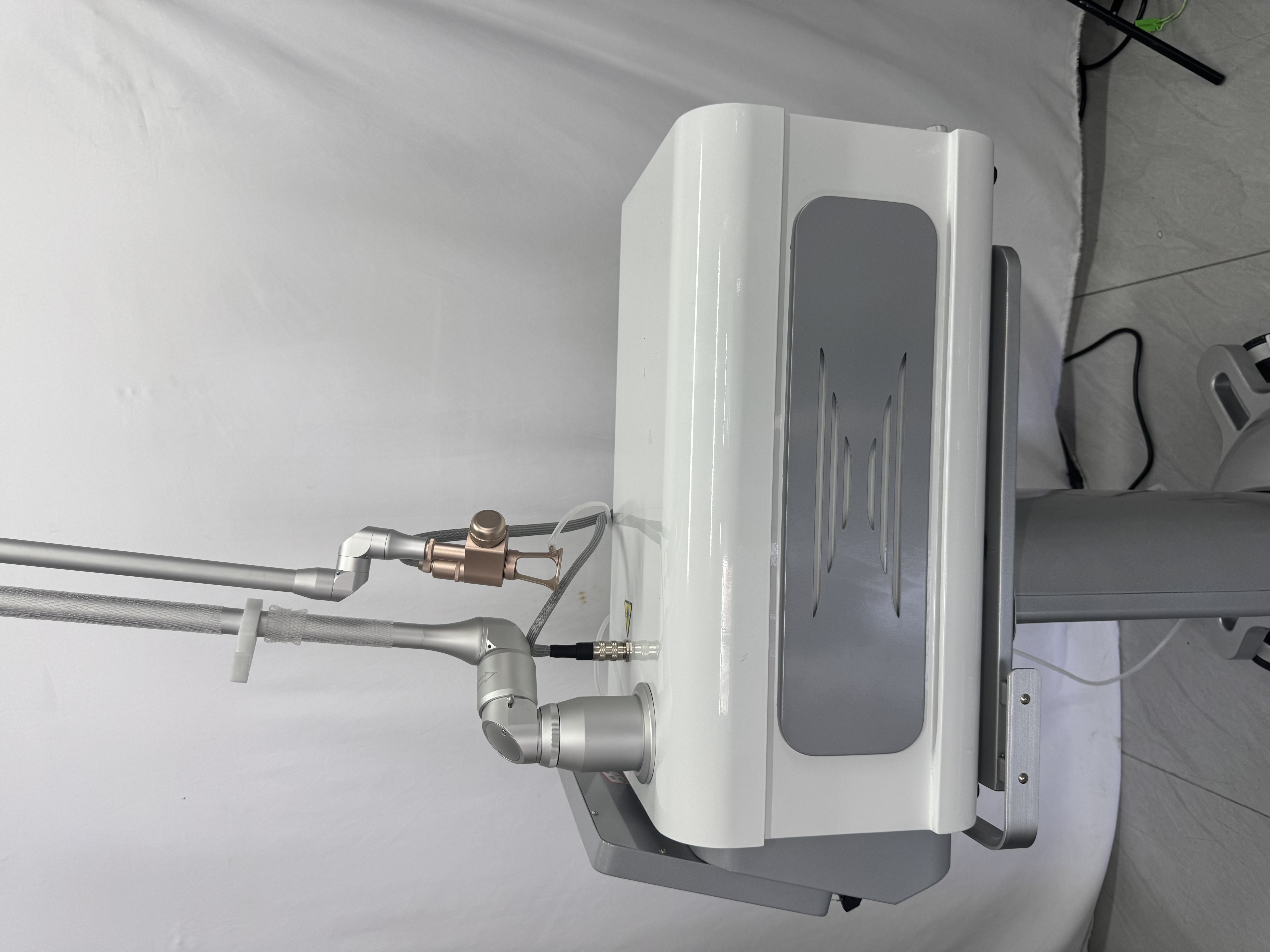 Professional Portable CO2 Fractional Laser Machine for Skin Rejuvenation Wrinkle Removal Acne Scar Treatment