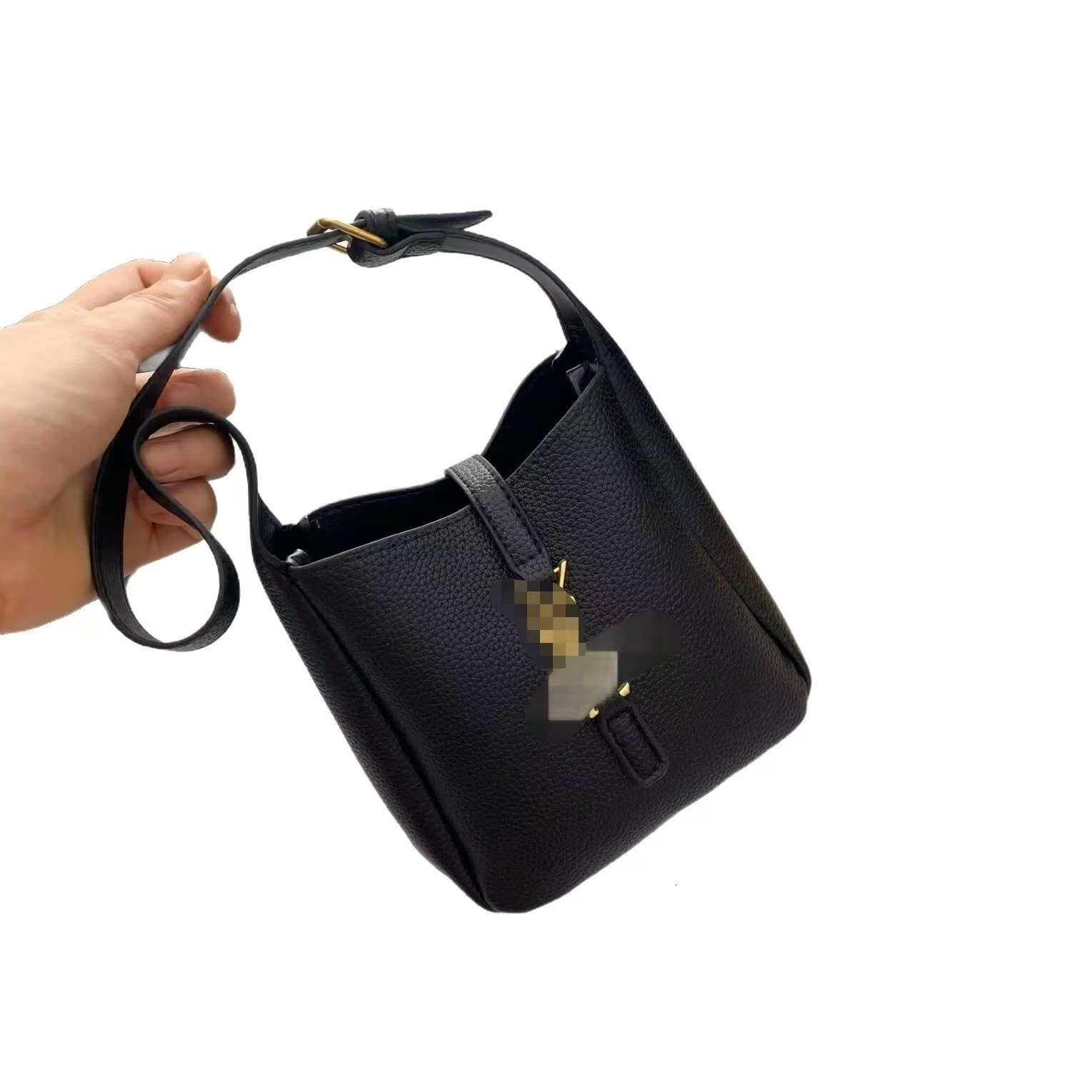 High Quality Leather Designer Fashion Trend Women's Shoulder And Armpit Bag 2025 New Rose Style LE5A7 Bucket Bag