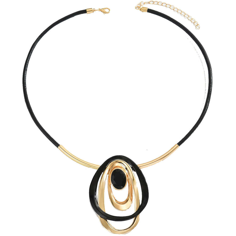 Geometric Circle Pendant Long Necklace for Women, Niche Exaggerated Design Clavicle Chain