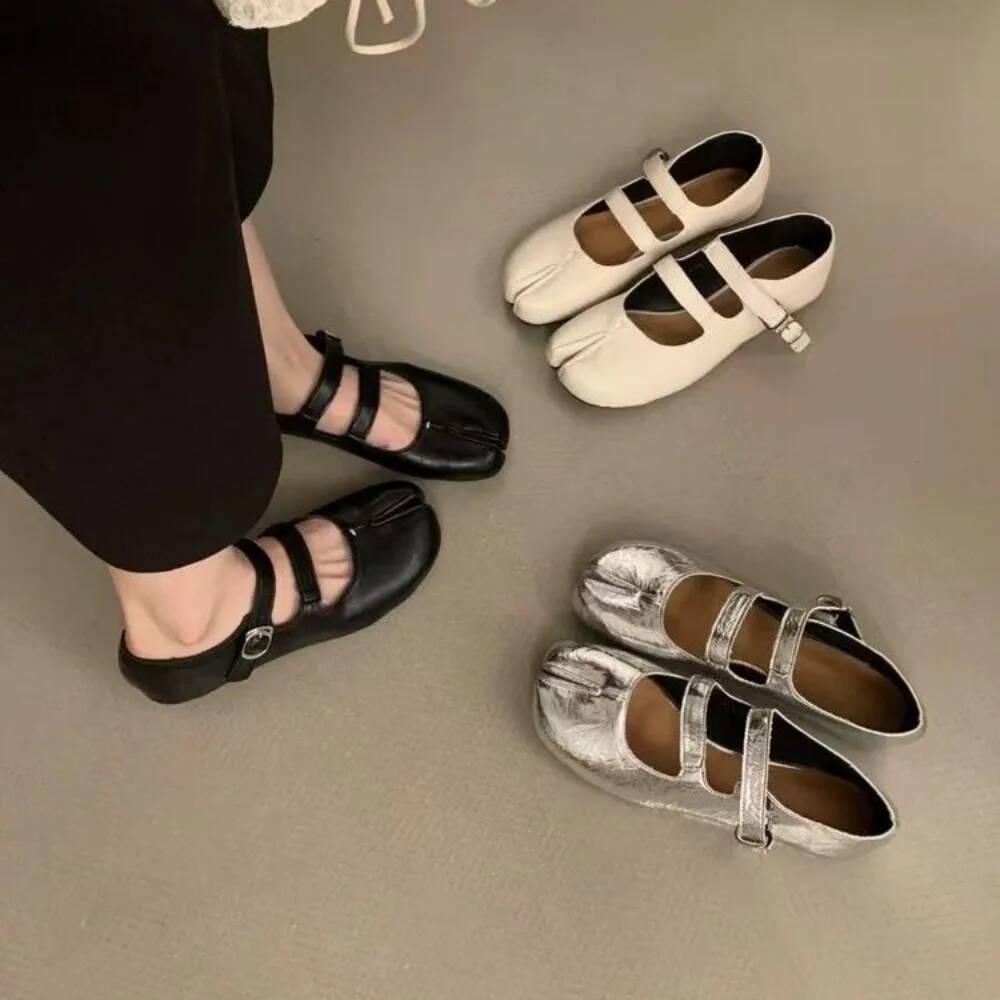 Fashion Buckle Strap Ladies Mary Janes Soft Female Shallow Footwear Strange Toe Women Lolita Flats Shoes 2025 New ddmysaturn
