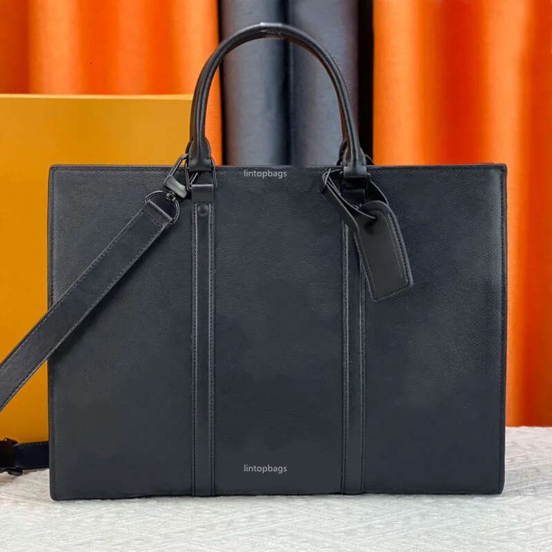 Luxury briefcase, business crossbody bag, fashionable men's shoulder bag, leather laptop bag, computer bag, classic messenger bag, work bag, attache case, document case