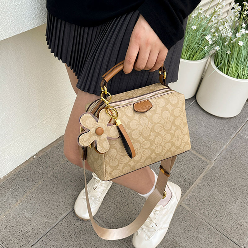 Fashionable new style shoulder bag, versatile crossbody bag b5882