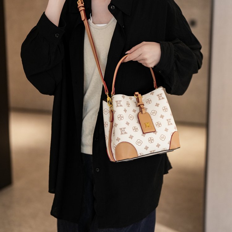 Vintage Genuine Leather Handbag, Crocodile Texture, Office Shoulder Bag, Elegant Crossbody Purse