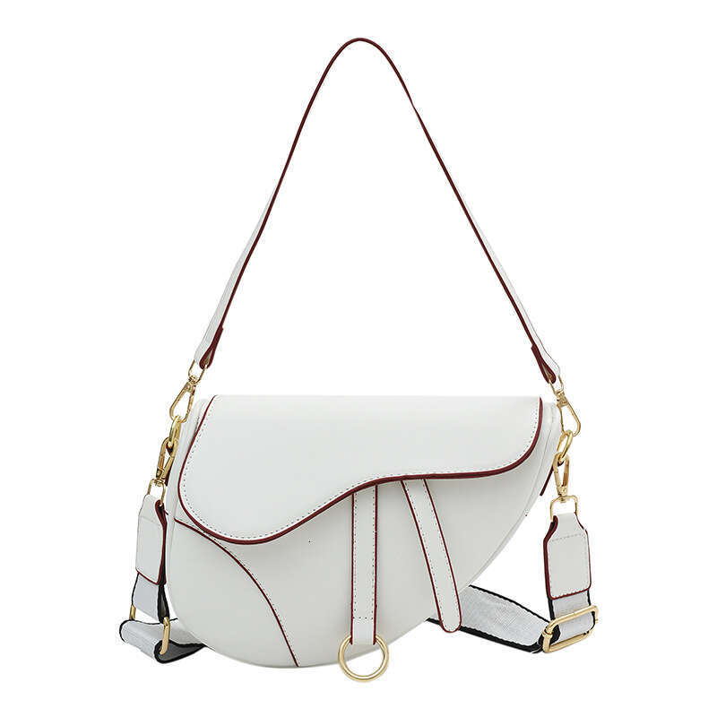 High-Quality Texture for Women 2025 New Fashion Single Shoulder Crossbody Saddle Trendy Simple Internet Celebrity Women's Bag