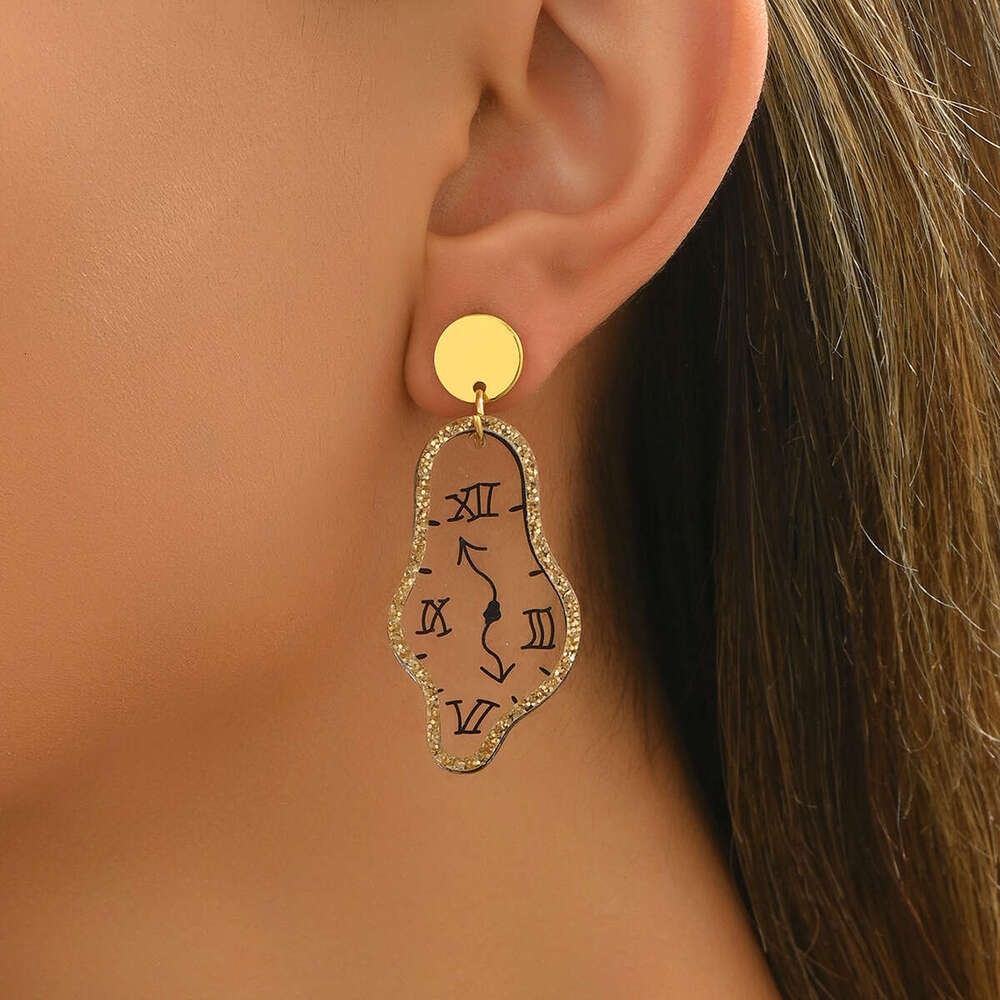 Fashion OL Style Women's Personality Clock Design Sense Niche Stud Versatile High-end Earrings for Women
