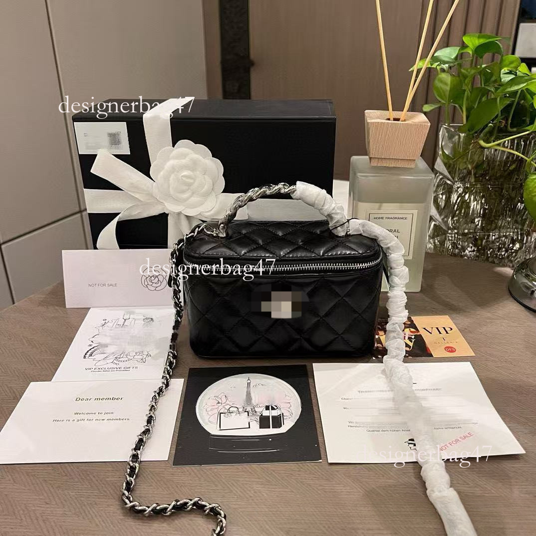 Membership Gift Luxury bag VIP Card Handheld Quilted Chain Box Not For Sale Logo designer bag Women S Bag Versatile