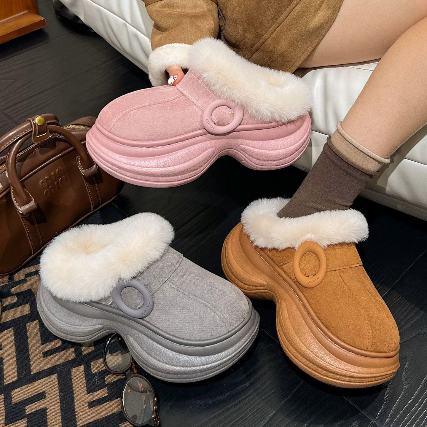 2025 hot new free shipping designer slippers for womens snow slippers pink grey brown Warm and comfortable latex thick soled home cotton slippers