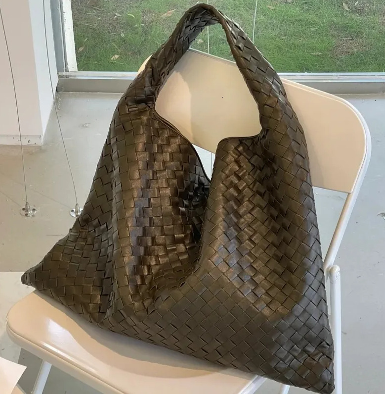 Designer Bag Olive Green Brown Suede Tote Large Hop Shoulder Bags Woven Calfskin Leather Internal Zippered Pocket Flap Closure Secured g33