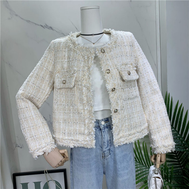 Spring And Autumn New Elegant Luxury Designer Free Shipping Luxury Chanel Style Women's Short Jacket 2025 New European And American Tassel Short 