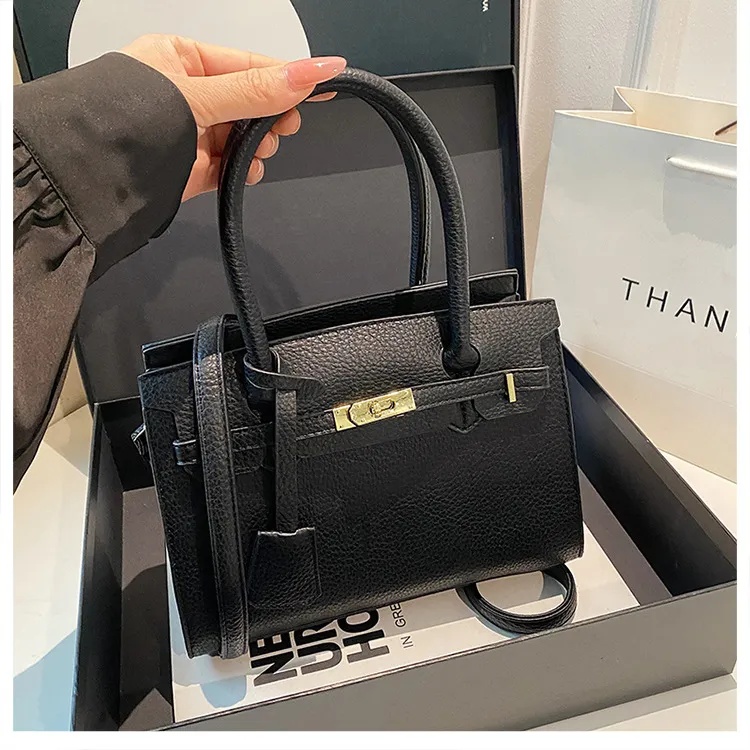 Designer Bag Shoulder Bag Handbag Luxury Bag Purse Fashion Commuter Women's Crossbody Bag High Quality Leather Platinum Bag Black Large Capacity Shopping Bag