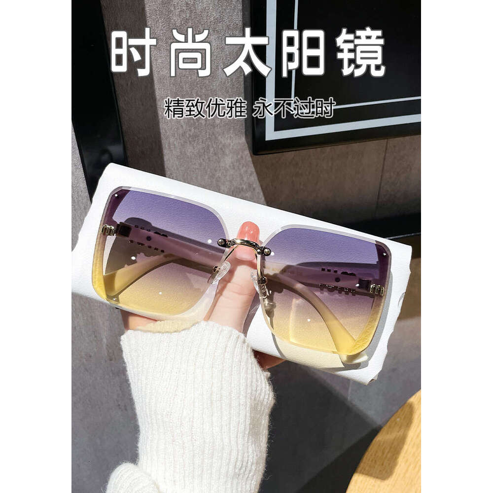 2025 New Fashion Cut Edge Half Frame High Quality Trendy Simple Sunglasses for Women with Fine Glitter