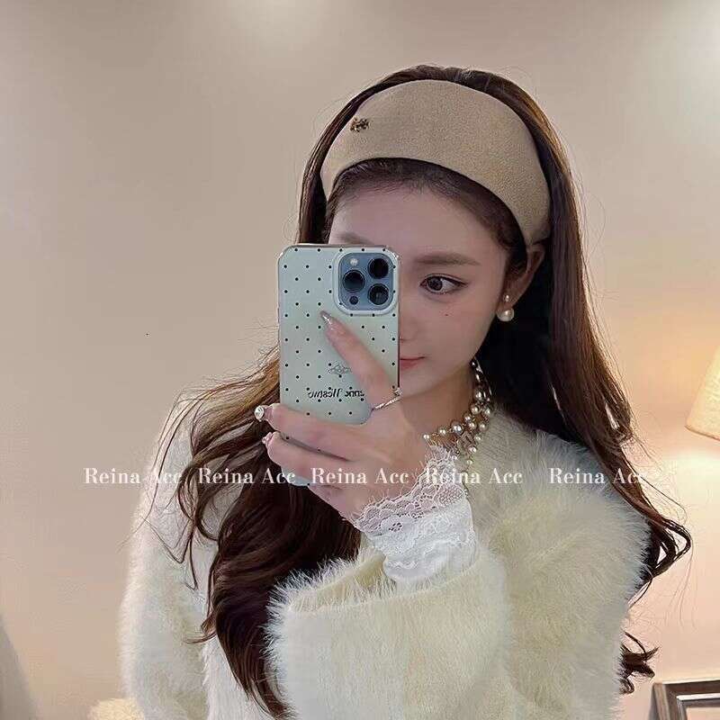 headband Wide-Brimmed High-End Letter Headband for Women, High Skull Top Hair Accessory, Ladies' Autumn/Winter 2025 New Headwear Accessories