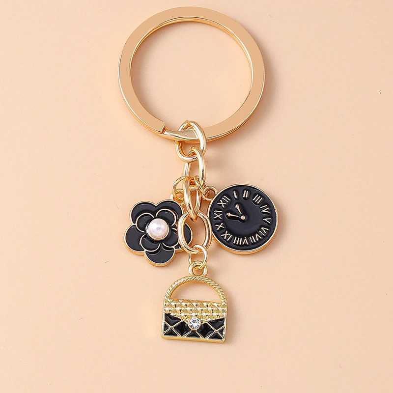 Fashion Enamel Simulation Handbag Keychain Clock Key Ring for Women Girls Handbag Pendant DIY Jewelry Gifts Z250816
