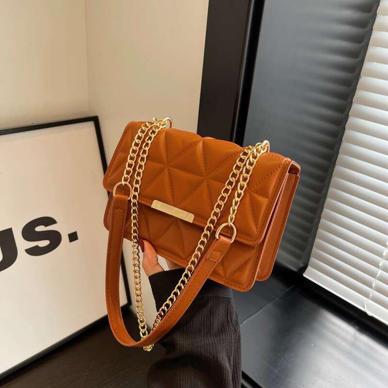 Solid Color Simple Bags Elegant Quilted Embroidery Versatile Korean Style for Women 2025 Designer Autumn New Chain Small Square Bag Trendy