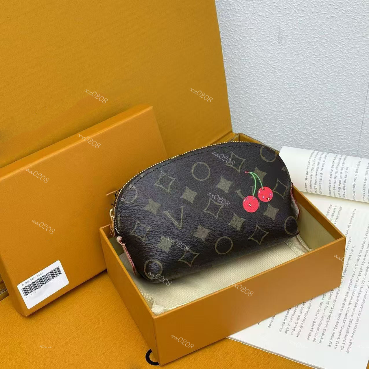 TOP Quality Designer bag cherry makeup bag Cosmetic Pouch Bag Cosmetic Bag Toiletry Bag Toiletries Pouchs