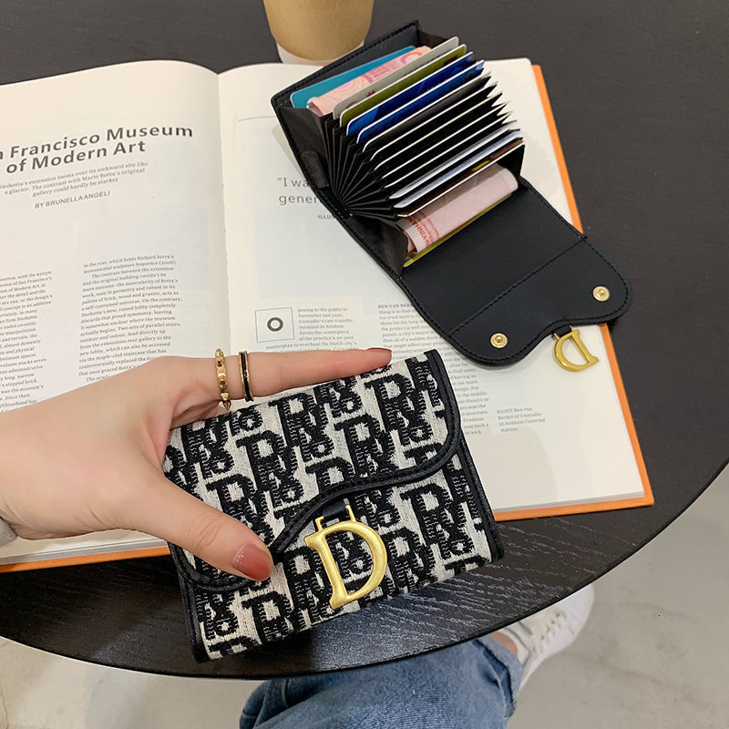 Designer Anti-theft Magnetic Card Holder For Women, Large Capacity Short Wallet For Women, Accordion With Multiple Card Slots, Ultra-thin Business Car