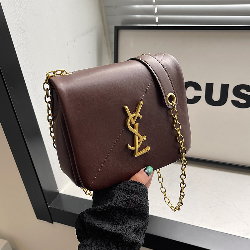 Designer bag free shipping hot Light luxury outdoor casual flap bag simple versatile classic fashion handbag for woman red black