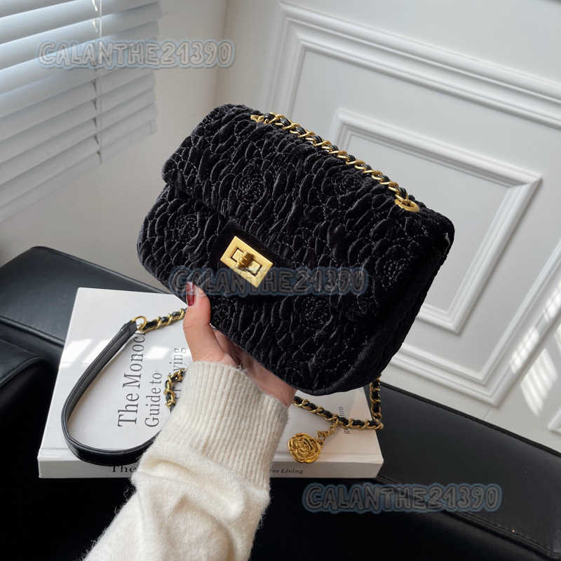 Autumn Winter Bags for Women 2025 New Fashion Camellia Velvet Chain Small Square Bag Square Fat Underarm Bag Crossbody Bag H250816