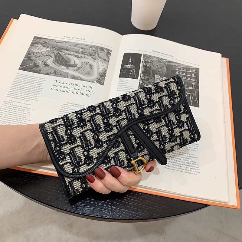 2025 Women's Foldable 3-in-1 Horizontal 70% off Integrated Wallet Trendy Embroidery Fashion Versatile Short Retro Ladies Wallet