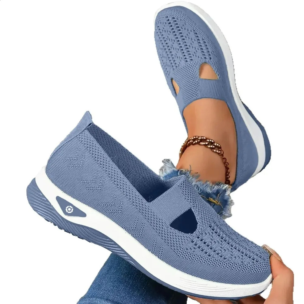 Comfortable Summer Shoes for Elderly Women Breathable Anti Slip Soft Sole Casual Walking Shoes Middle Aged Ladies Flat Sandals 250809