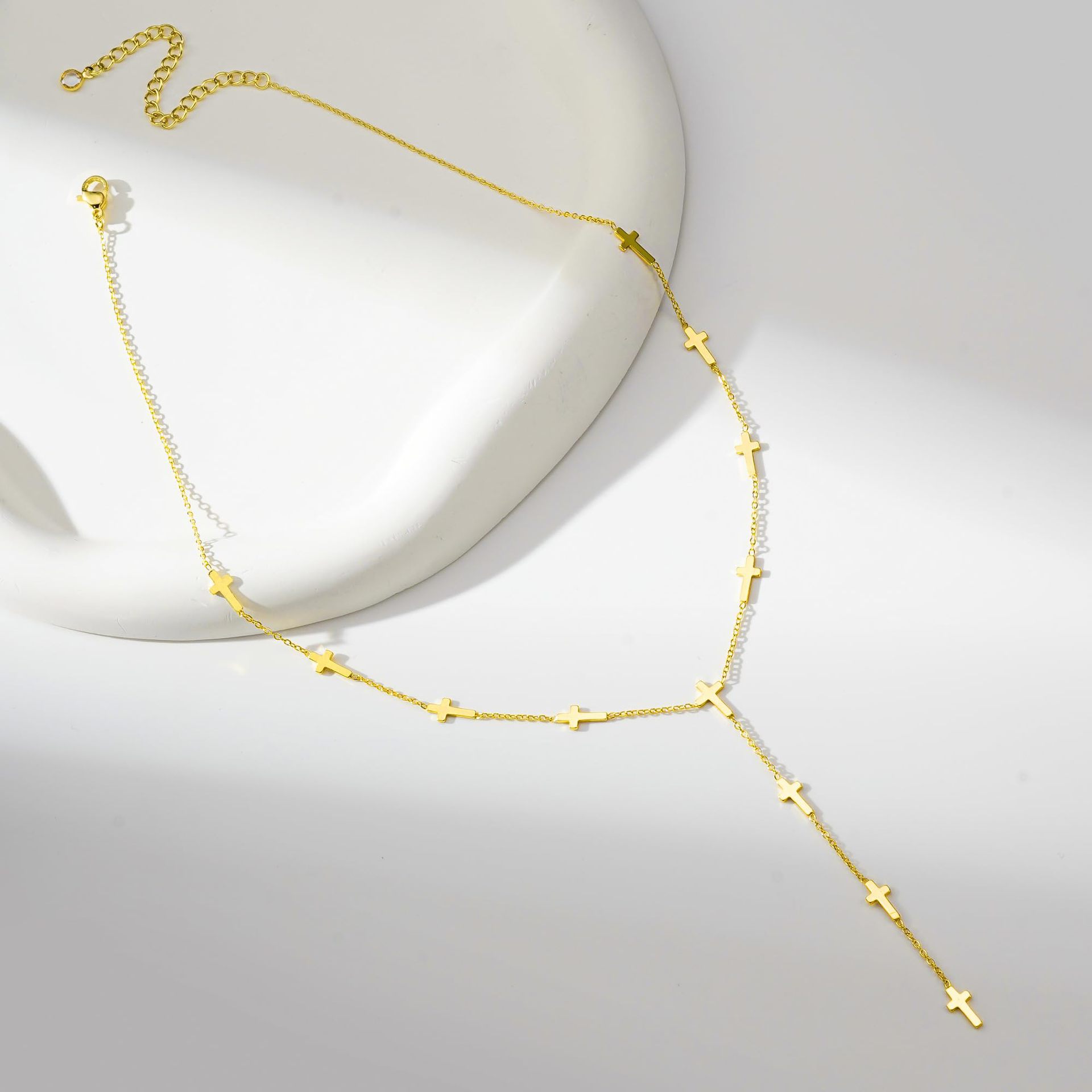 2025 New Arrival Women Niche Designed Y Shaped Cross Pendant Necklace Trendy Unique Jewelry