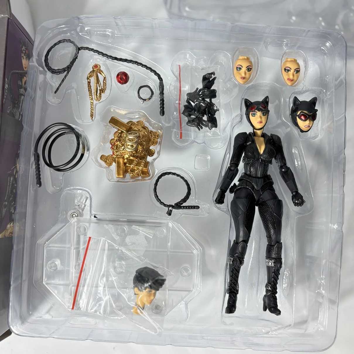 In Stock KO Kaiyodo Revoltech Yamaguchi Catwoman KO Figures Action Figure Collectible Toy Gift W250816