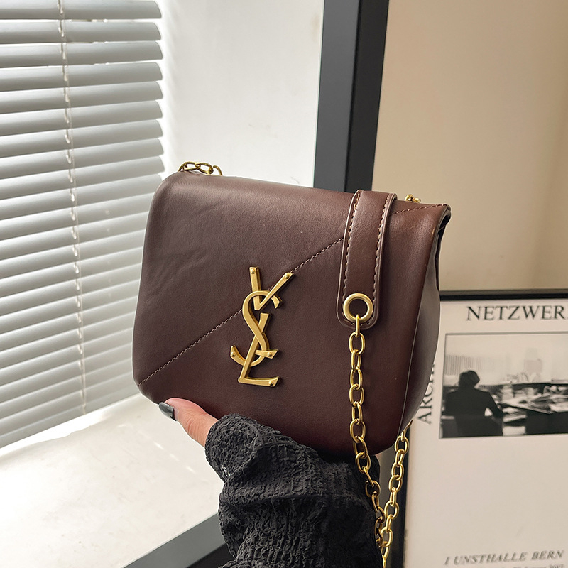 Designer bag free shipping hot Light luxury outdoor casual flap bag simple versatile classic fashion handbag for woman red black