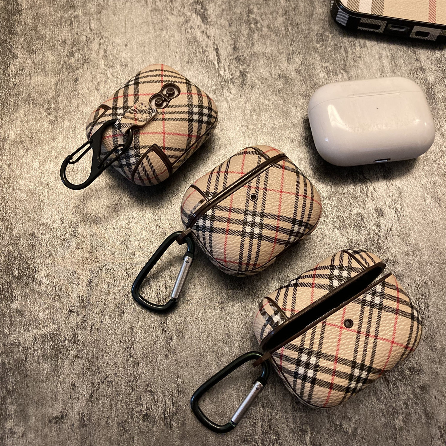 Elegant Fashion Accessory: High-Quality Suede-Like Material Custom Fit For Your Earbuds That Offers Seamless Compatibility