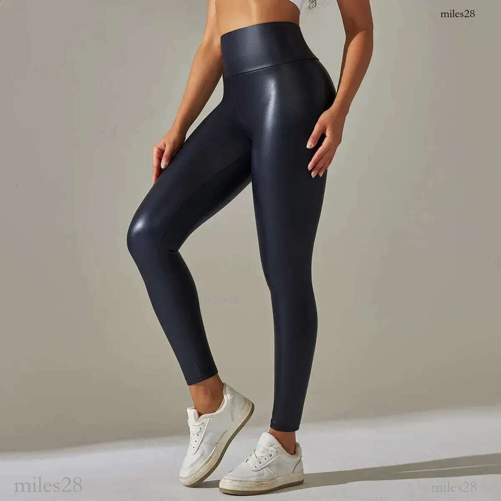 PU Leather Pants for WOMENS Colorful High Waisted Tight Fitting Slimming and Yoga Leggings for External Wear 240730