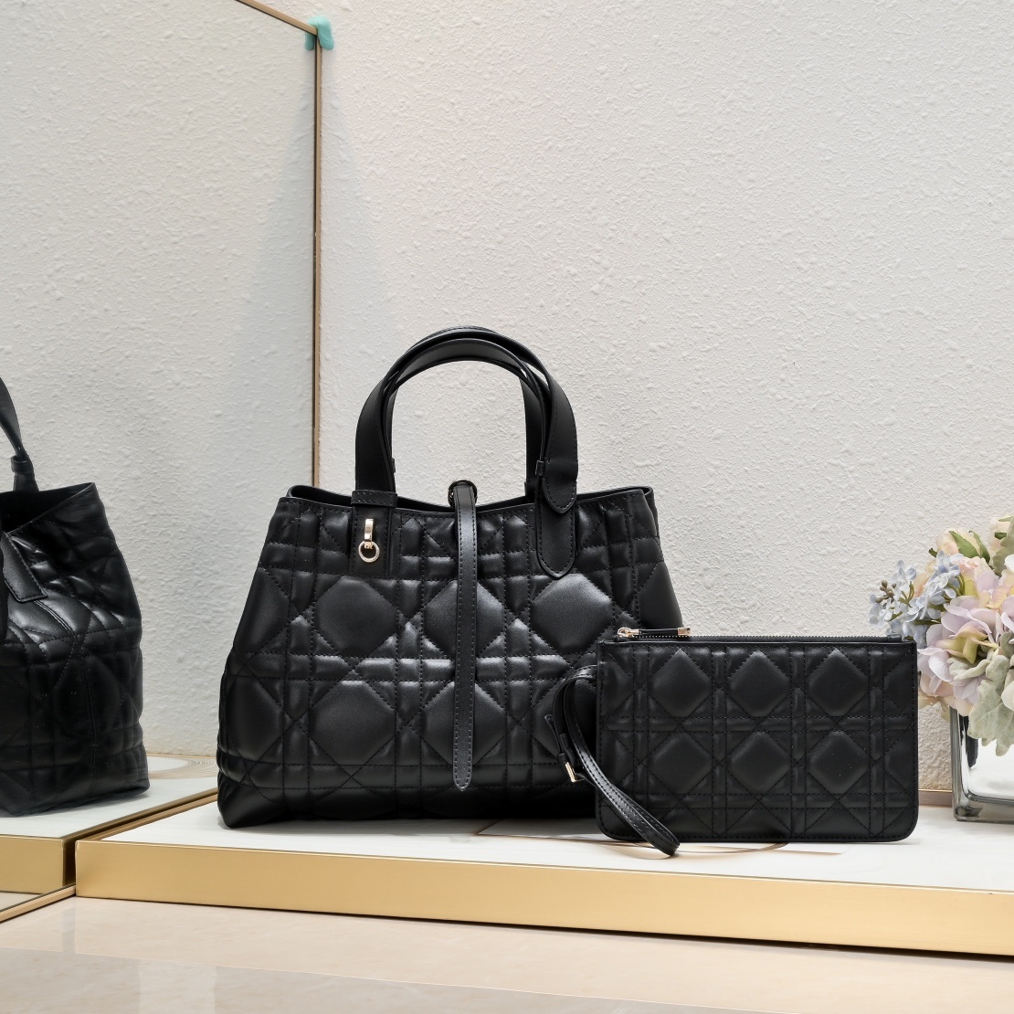 Luxury Designer Bag Handbags High Quality Chain Bag Shoulder Bags Fashion Crossbody Purses Designer Woman Handbag Trending leather purse DB136-a