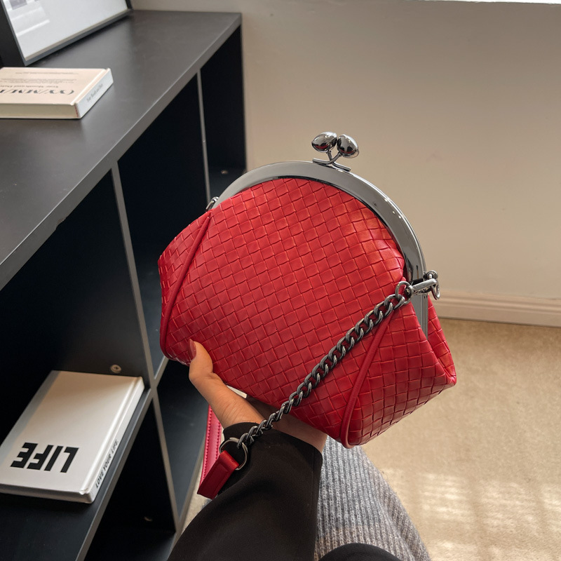 Luxury Brand Designer Bag High-End Clip Chain Bag For Women 2024 New Trendy Korean Version Woven Retro Simple Versatile Shoulder Crossbody Bag