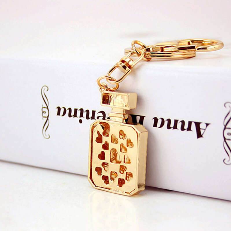 Rhinestone Jewelry 5 Letter Perfume Bottle Car Women's Bag Accessories Keychain Metal Pendant Gift for Girlfriend 917