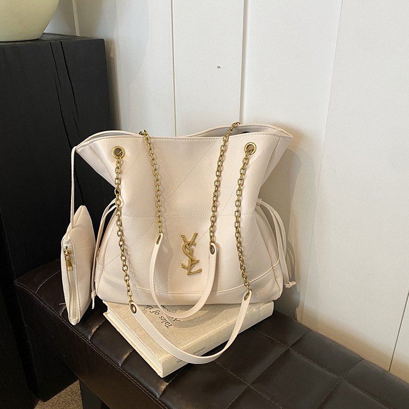 Designer bag free shipping hot Light luxury outdoor casual composite bag versatile classic fashion vintage high-capacity tote bag for woman black white red brown