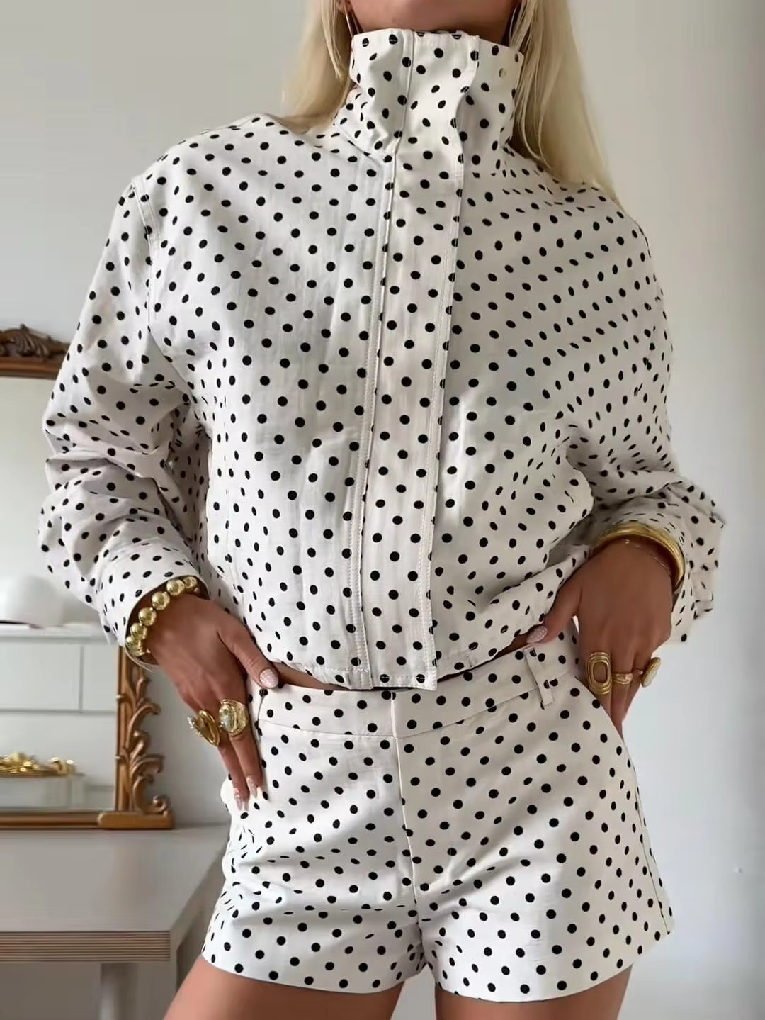 Polka Dot Jackets Woman 2 Piece Set Pocket Zipper Standing Collar Coats High Waist Short Pants Loose Sports Style Clothes