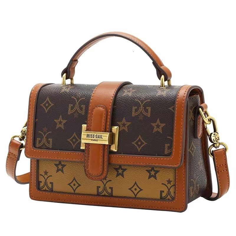 Free Shipping Designer New Trendy Retro Vintage Floral Handbag Women's Versatile Luxury Shoulder Crossbody Commuter Bag Casual Makeup Box Bag