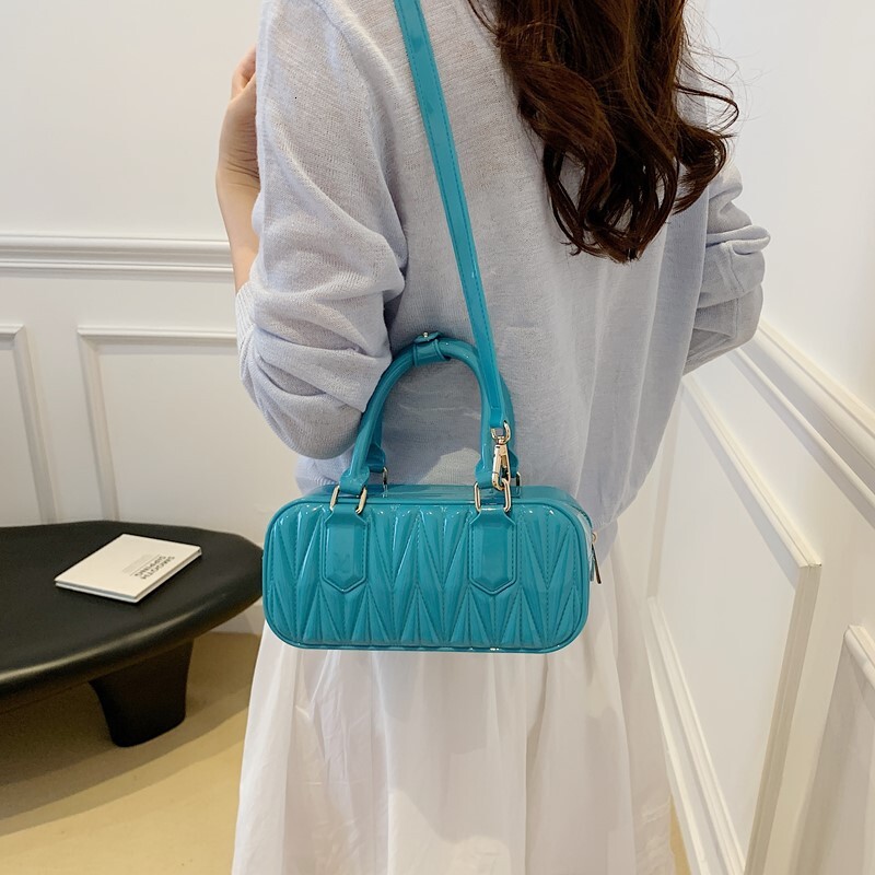 Luxury Brand Designer Bag Korean Style Trendy Handbag For Women 2025 Summer New Fashion Simple Crossbody Bag Textured Wrinkled Bowling Bag